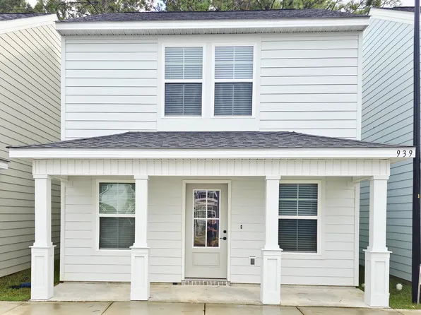 935 Motsie Rd, Biloxi, MS 39532