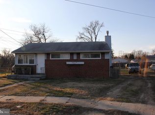 302 Wellham Ct, Glen Burnie, MD 21061