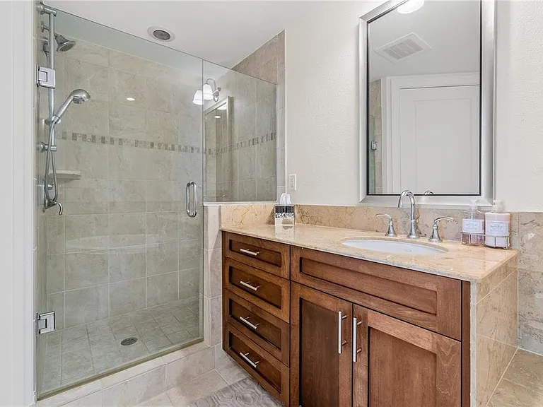 331 Cleveland St #1103 — Photo 26