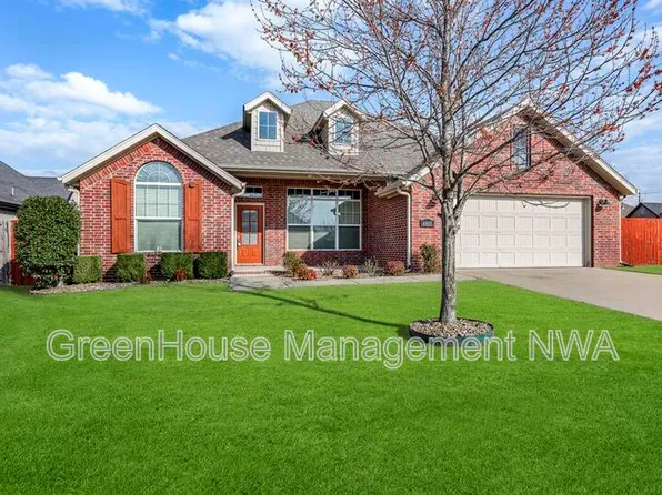 4405 SW Eggersway Pl, Bentonville, AR 72713
