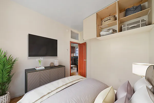 Rented by Vector New York, LLC | media 17