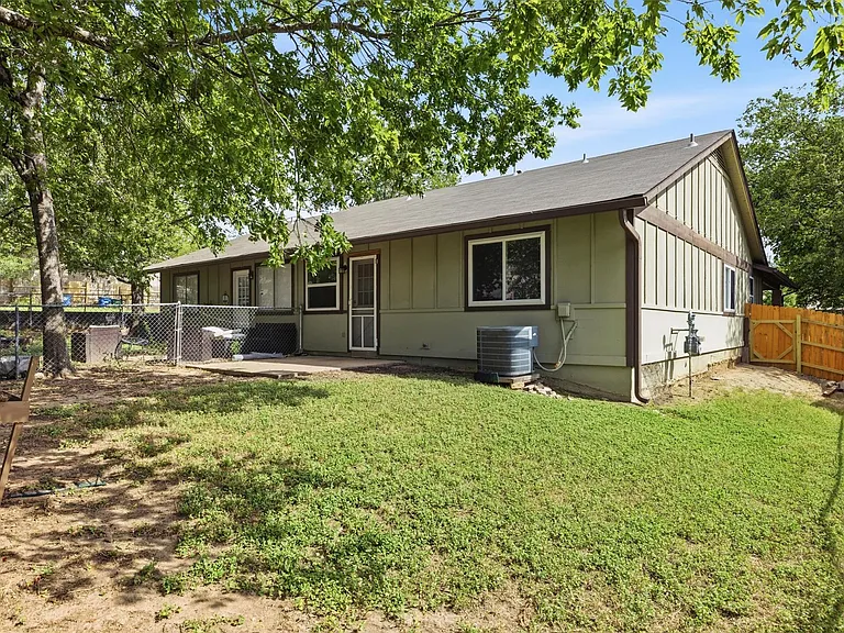 113 Meteor Dr #A — Photo 22