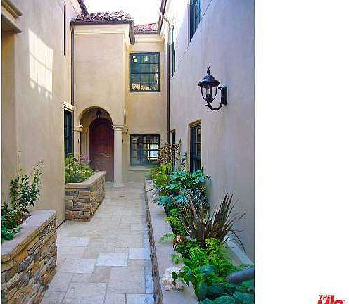 2nd image of 11353 Ovada Pl APT 4