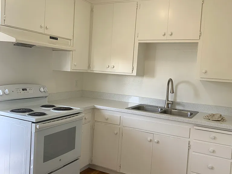 1929 California St #5 — Photo 27
