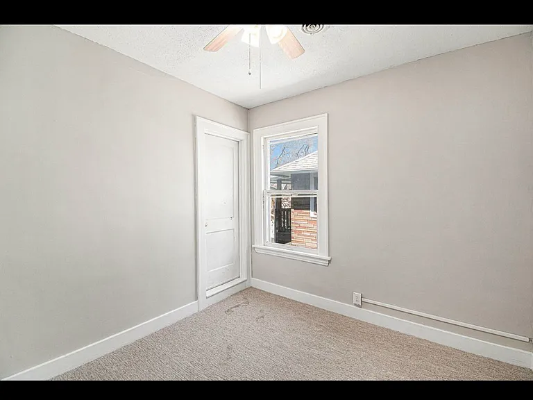 1337 Davis Ave NW #2 — Photo 14