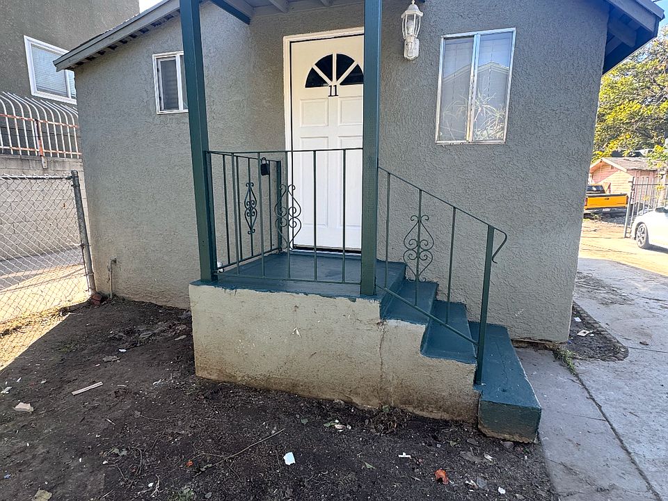 1st image of 218 N Avenue 55 APT 11