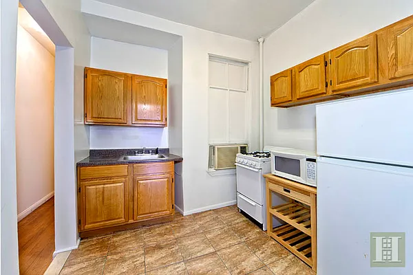 Rented by Halstead Real Estate | media 19