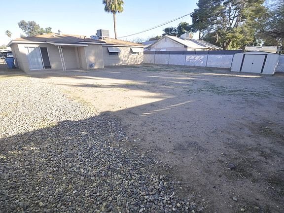 2nd image of 2213 E Delgado St