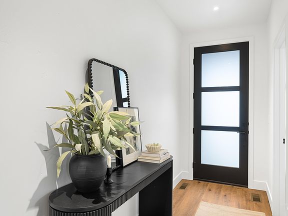 4th image of 3071 N Lapis Ave