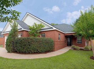 310 Manchester Ln, Byron, GA 31008