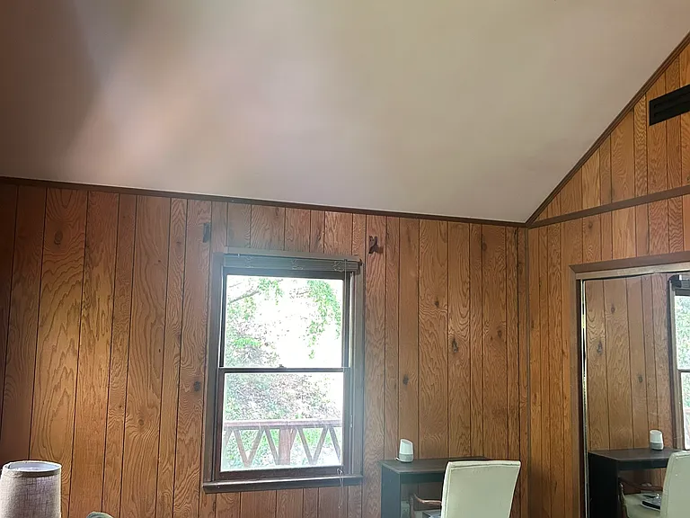 240 Rose Ln — Photo 37