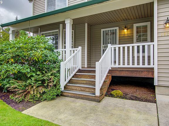 2nd image of 18221 NE Garden Dr