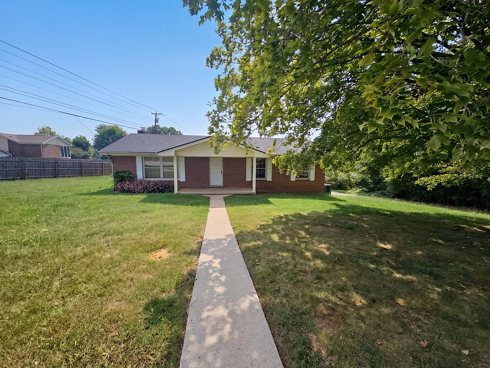 1st image of 1001 Stanbery Cir