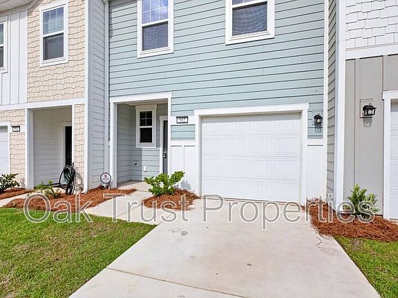 3rd image of 502 Townsford Ln