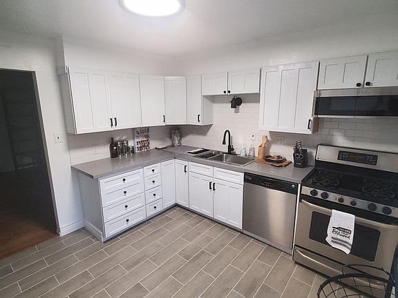 2nd image of 745 Center St