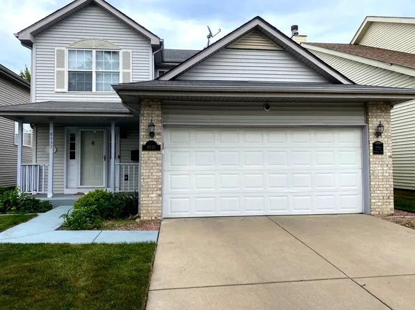 8537 S Sawyer Ave, Chicago, IL 60652