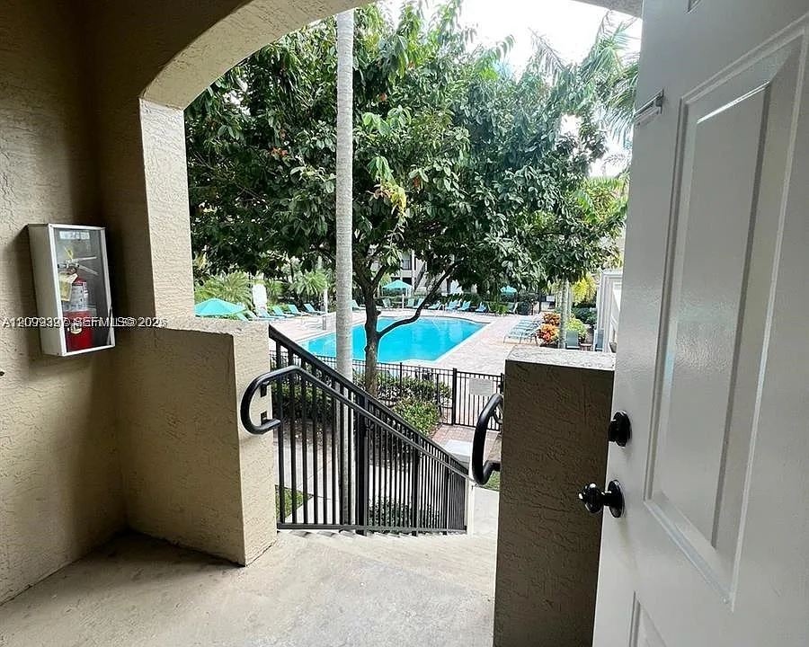 5940 W Sample Rd #304