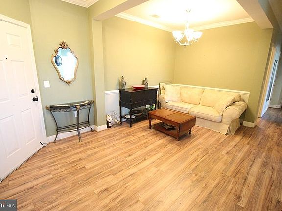 3rd image of 4805 Mantlewood Way Unit 302