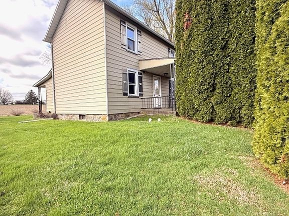 2nd image of 2720 River Rd