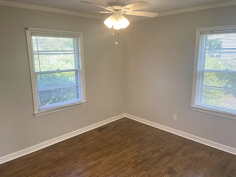 224 Wood Dale Dr — Photo 11
