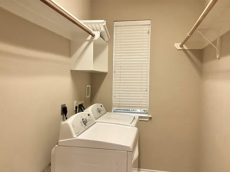 14 Heron Hollow Ct — Photo 32