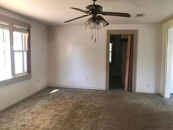 2nd image of 4202 Pascagoula St