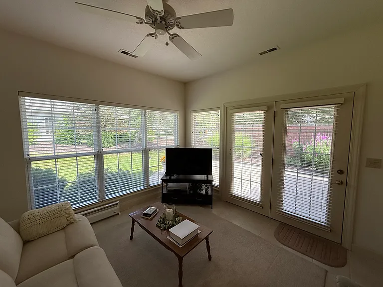 206 Blue Sky Ct — Photo 12