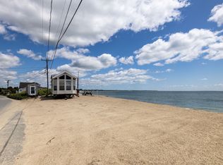 238-242 E Beach Rd, Westport, MA 02790
