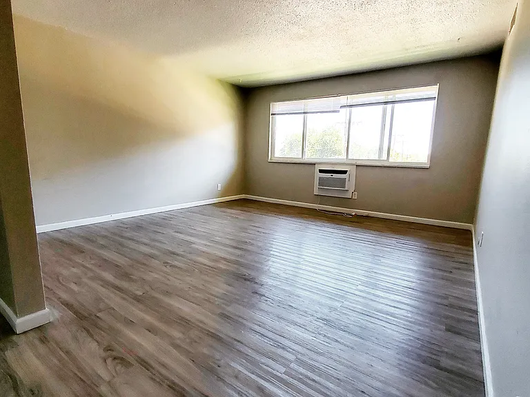 1614 Rainier Dr #37 — Photo 9