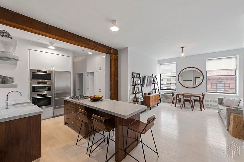1st image of 29 Tiffany Pl APT 4E