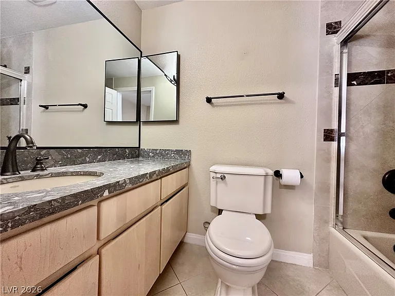 8645 Robinson Ridge Dr — Photo 12