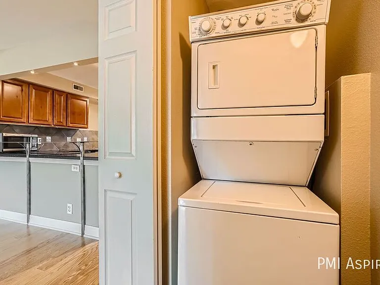 4800 Osage Dr #4 — Photo 6