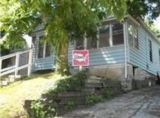 230 W 13th St, Alton, IL 62002