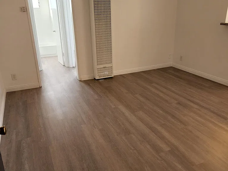 12101 Pacific Ave #6 — Photo 1