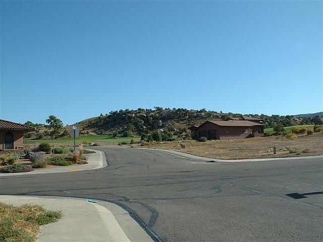 1st image of 335 Shadow Lake Cir