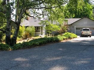 932 Walker Ave, Ashland, OR 97520