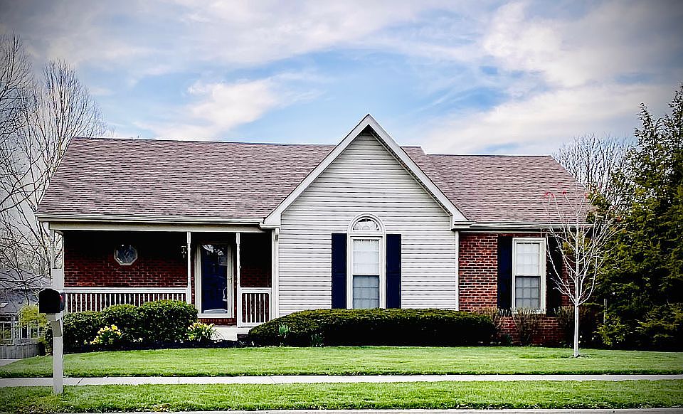 Ranch w/finished walk out 