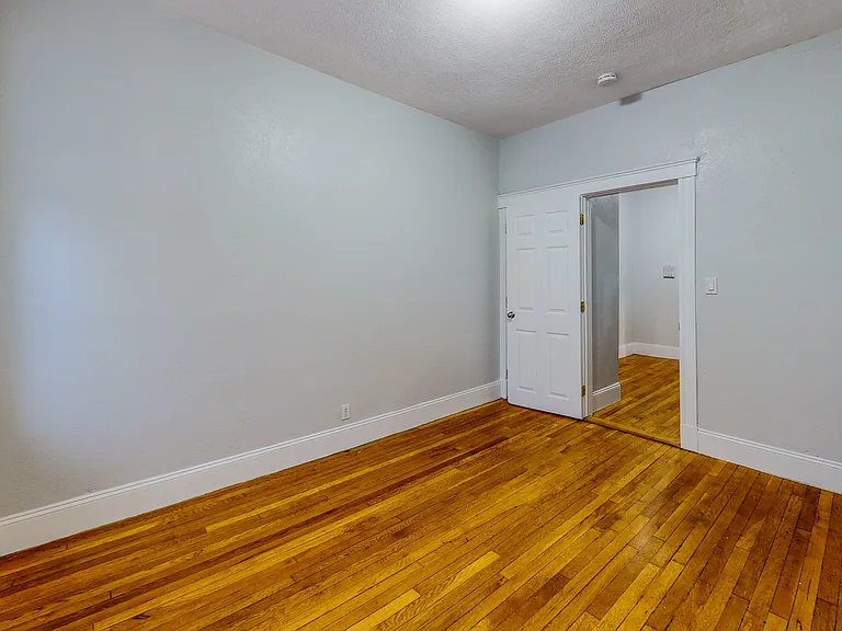 12 American Legion Hwy #10 — Photo 21