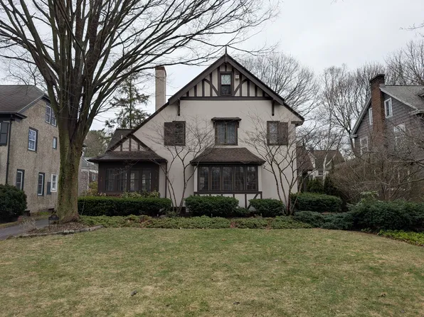 416 Yarmouth Rd, Rochester, NY 14610