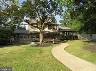 1177 Willard Rd, Huntingdon Valley, PA 19006