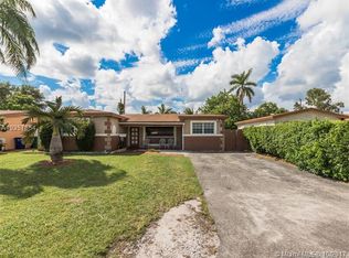 2612 Everglades Dr, Miramar, FL 33023