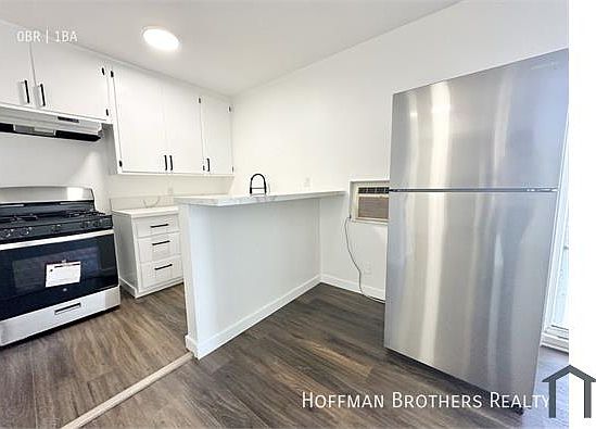 3rd image of 838 N Normandie Ave APT 1