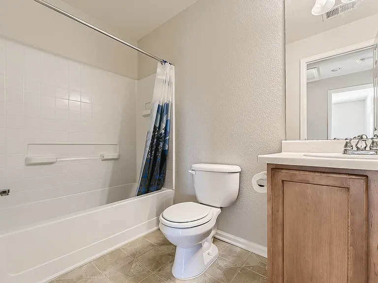 17101 Waterhouse Cir #E — Photo 9