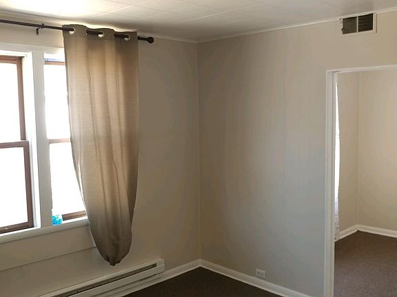 4th image of 209 N 29th Ave W #2