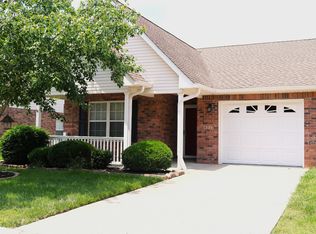 1321 Crofton Park Dr, Columbia, TN 38401