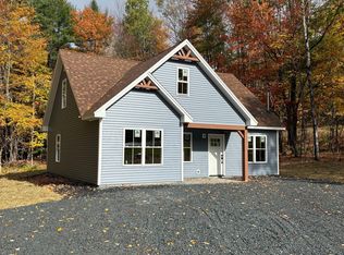 1 Katie Crotch Rd, North Anson, ME 04958