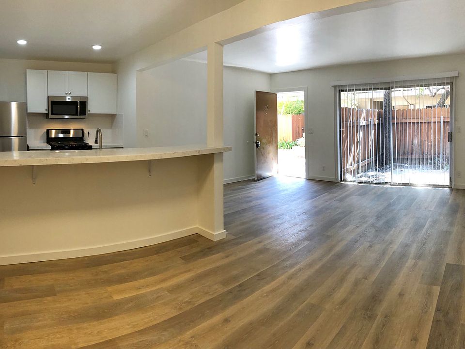 2nd image of 1625 Laguna St APT 8