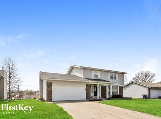 3936 Summer Forest Dr, Saint Charles, MO 63304