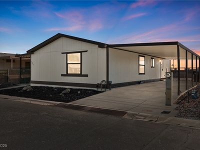 1661 Esquina St, Laughlin, NV, 89029