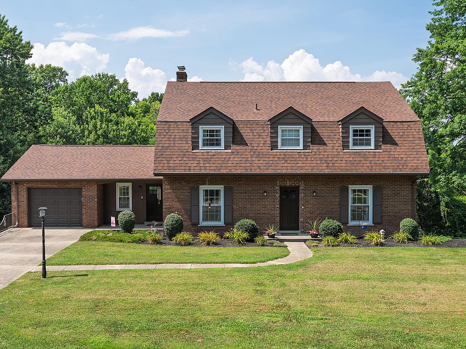 1st image of 3685 Mockingbird Ln